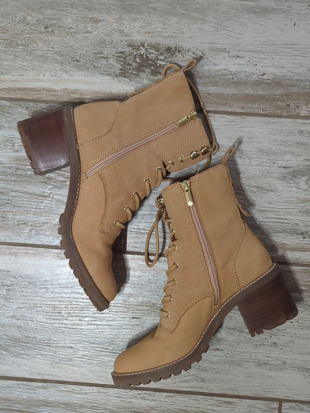 Crown Vintage Yuliana Lug Sole Combat Boots Tan Size 9 Stacked Heel - Picture 2 of 11